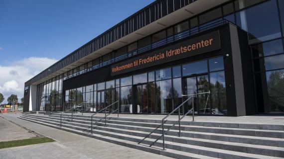 Indgangsparti til Fredericia Idraetscenter